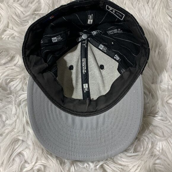 WHITE SOX wool baseball cap New Era 7 3/8 black with white pin stripes gray bill - Picture 7 of 11